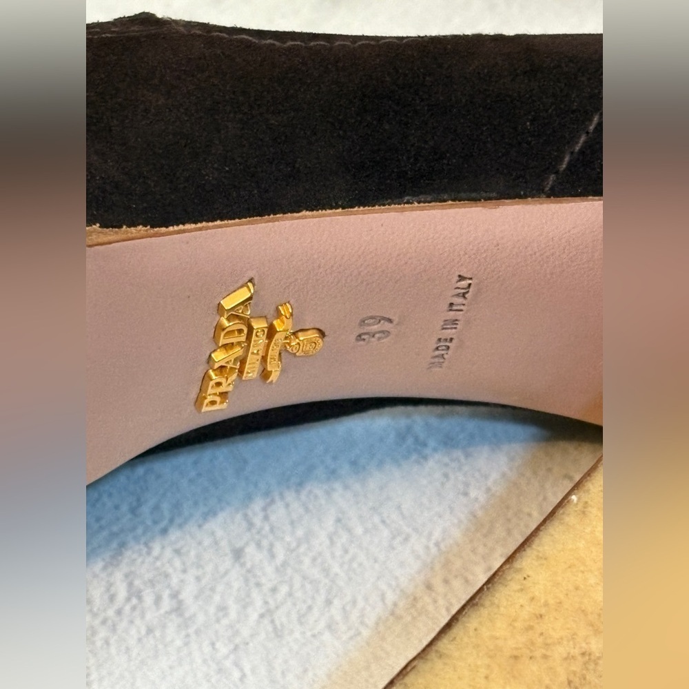 Prada Women's Brown Suede Shoes; Calzature Donna 39 - Picture 10 of 10
